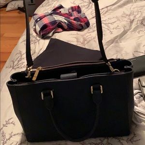 Michael kors tote